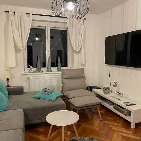 Gozdni Raj Rogla Apartma 1